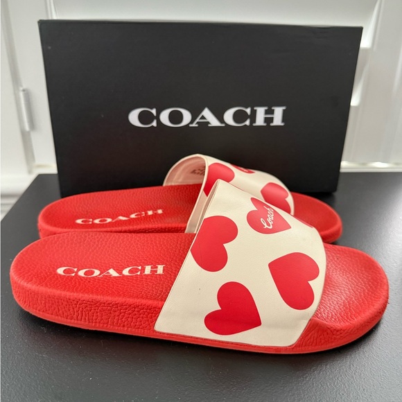 Coach Udele Sport Slide With Valentine's heart Print - Picture 4 of 6